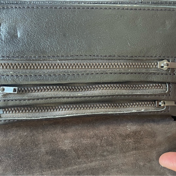 Vintage Gucci Wallet/Clutch - Picture 10 of 11